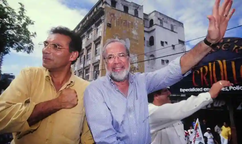Gustavo Noboa con Jamil Mahuad 1998
